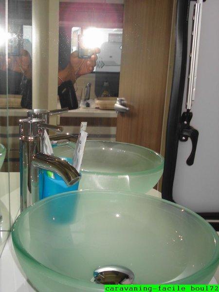 le coin lavabo avec wc